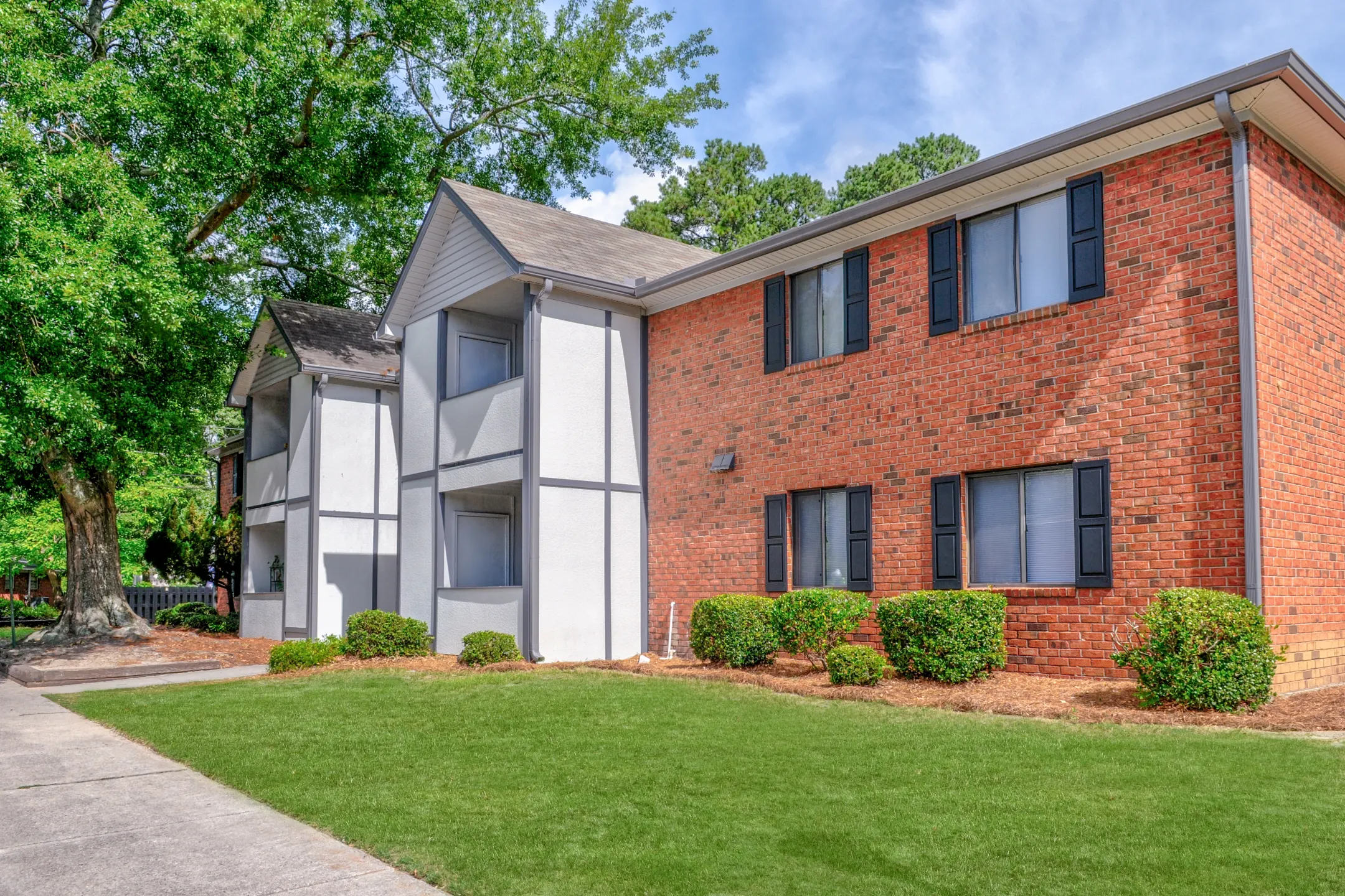 The Reserve at 1508 APARTMENTS main building